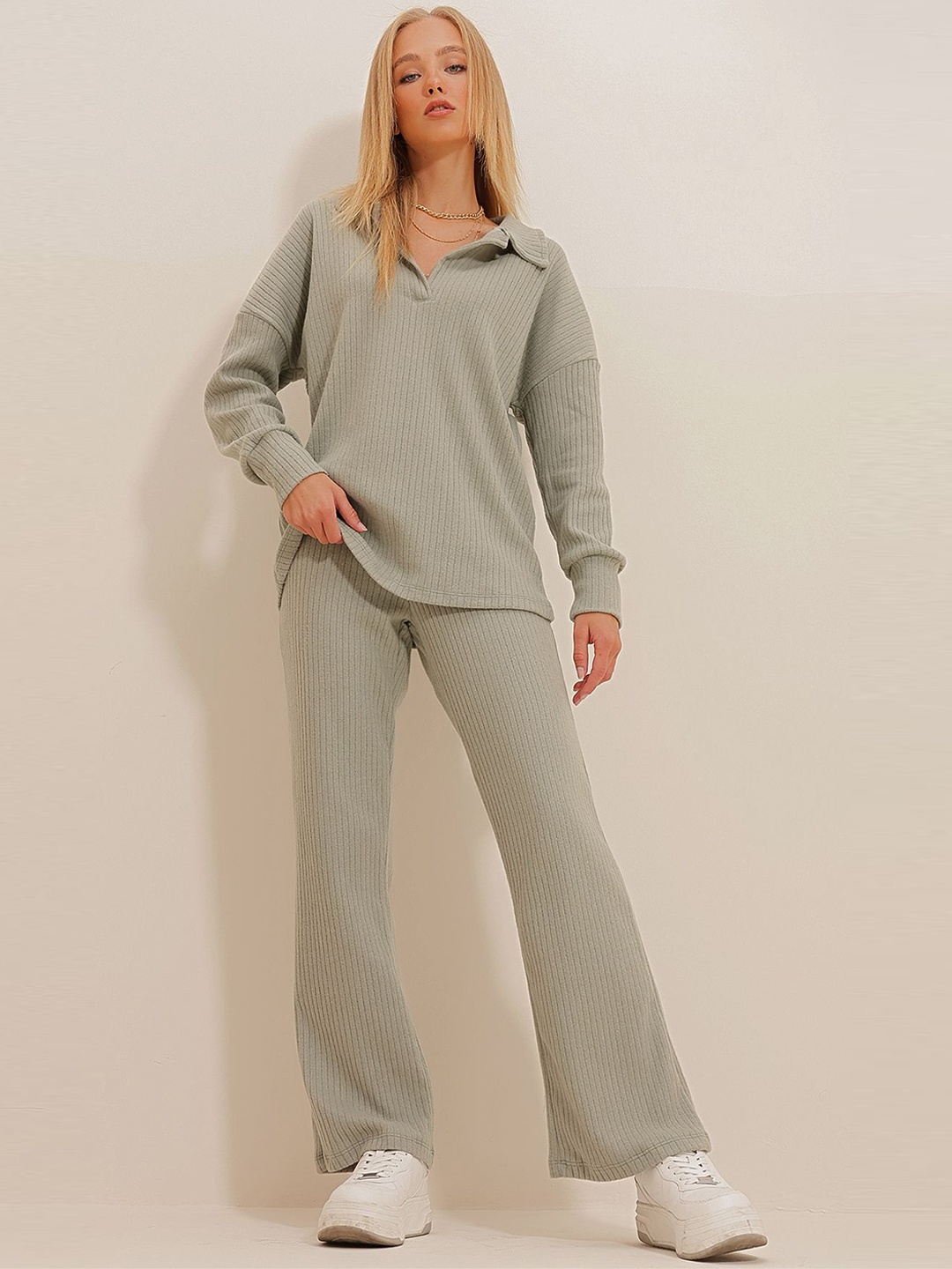 

Trend Alacati stili Ribbed T-Shirt With Trousers, Green