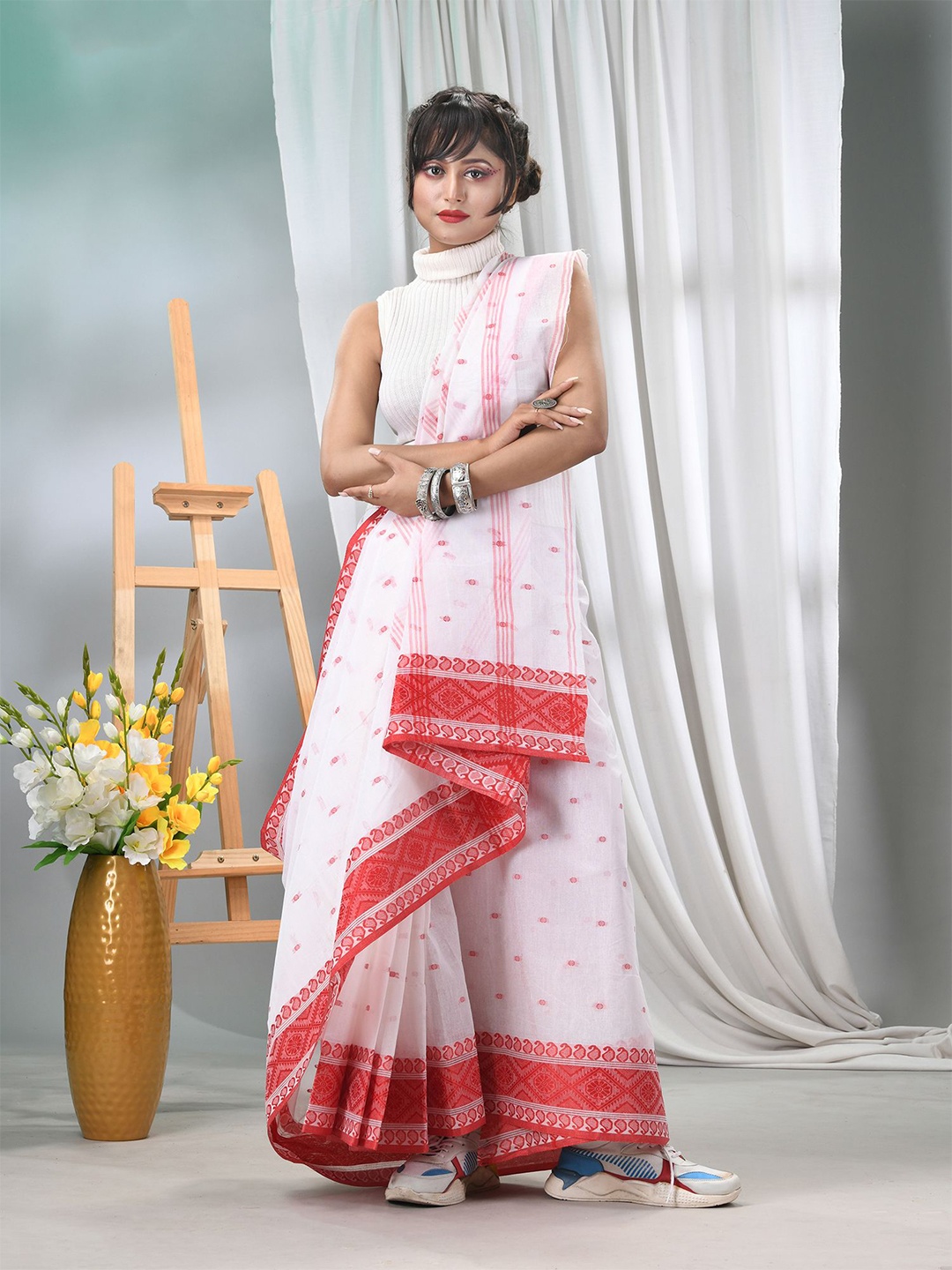 

TANTLOOM Woven Design Zari Pure Cotton Handloom Jamdani Saree, White