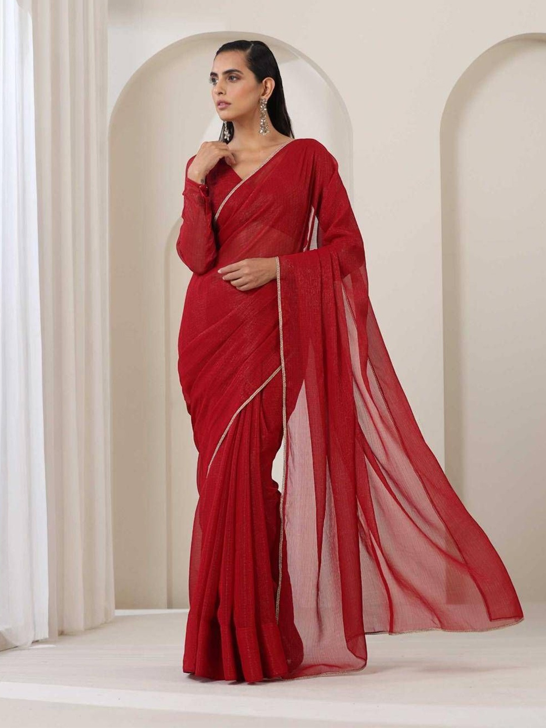 

Swtantra Embroidered Lace Saree, Red