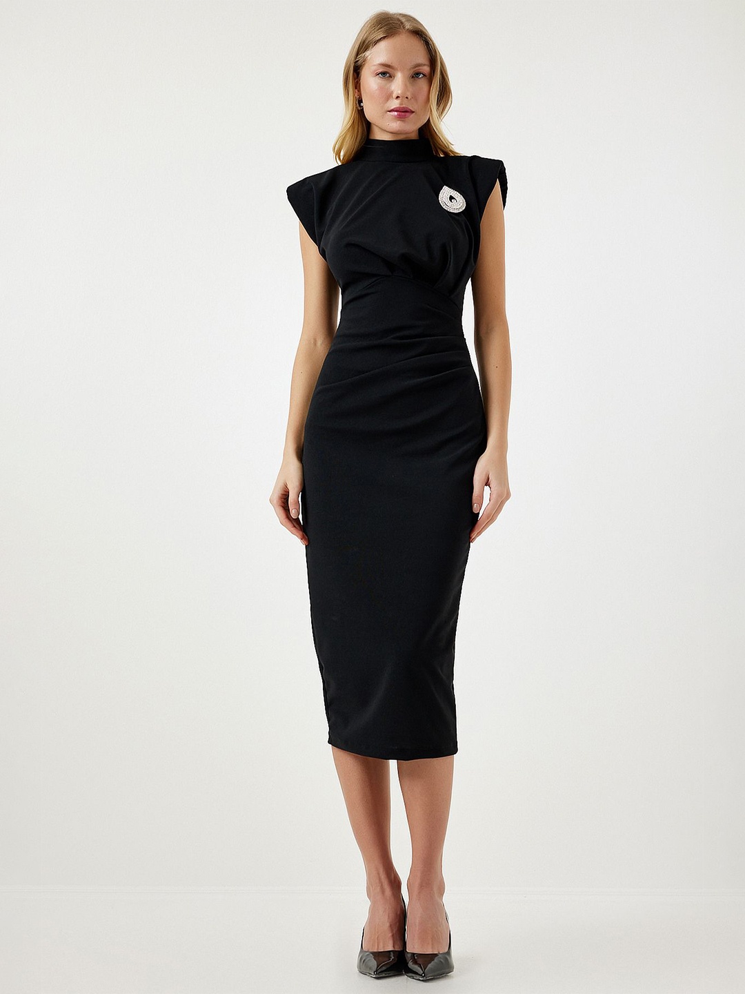 

Happiness istanbul Mock Neck Sheath Midi Dress, Black