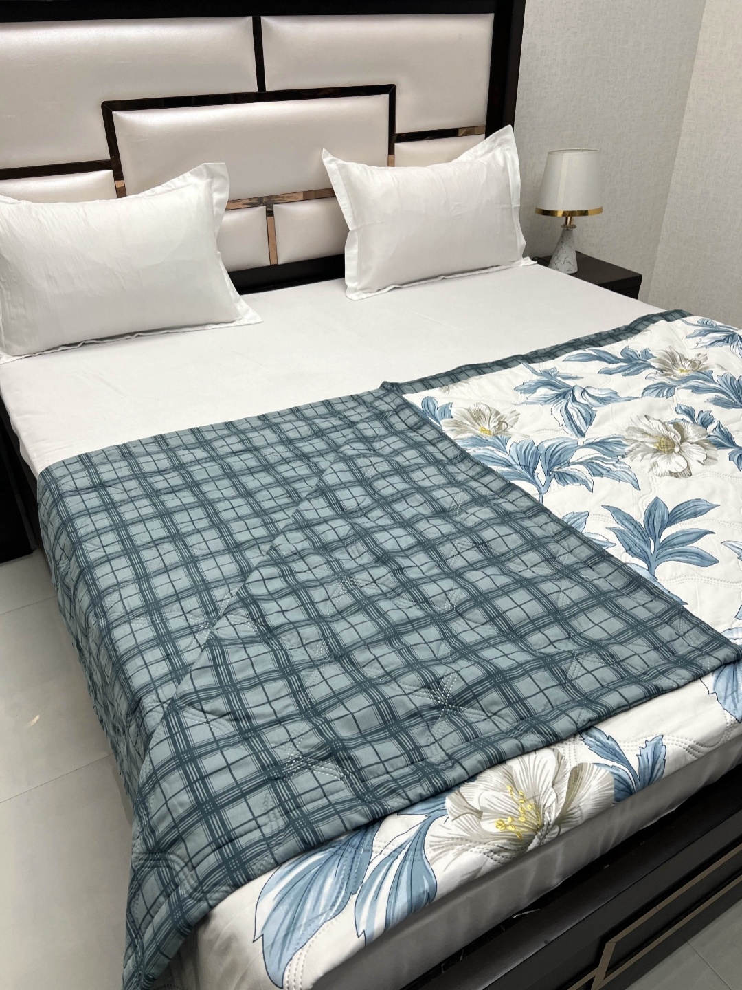 

Pure Decor Blue & White Floral Printed Reversible AC Room 233 GSM Double Bed Comforter