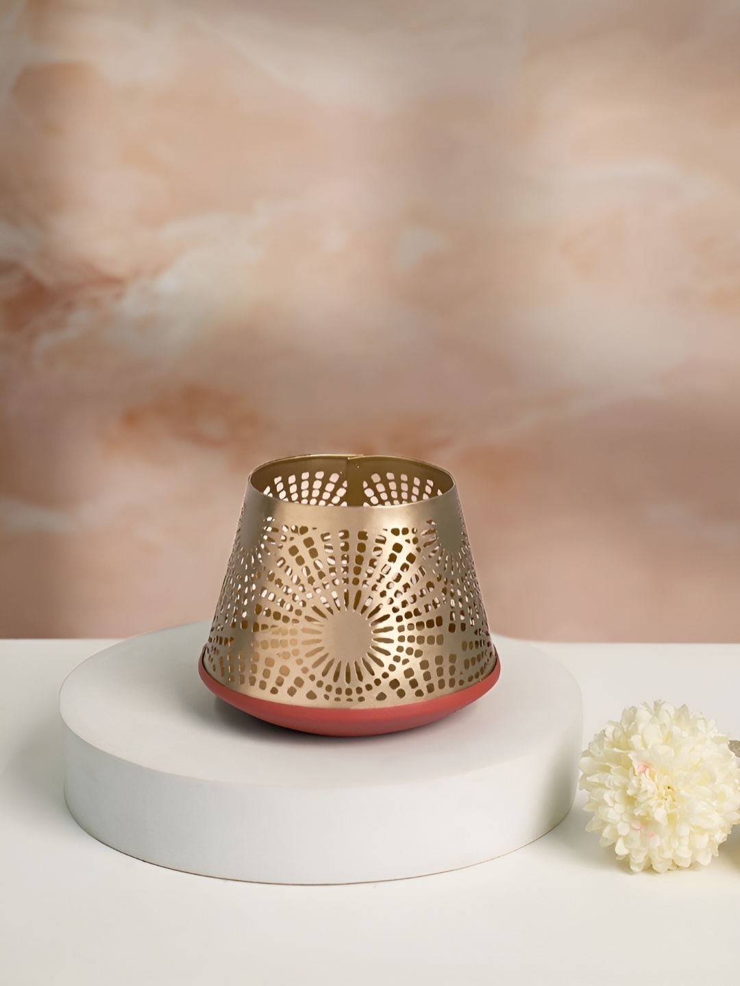 

Living scapes by Pantaloons Rust & Gold-Toned Textured Candle Holder