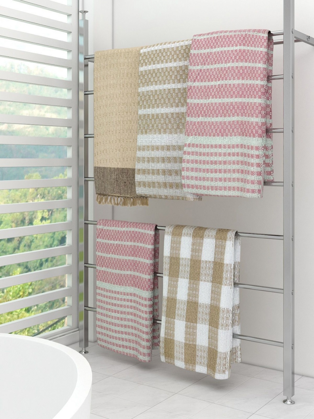 

Aura Beige & Pink 5 Pieces Printed Cotton 210 GSM Bath Towels