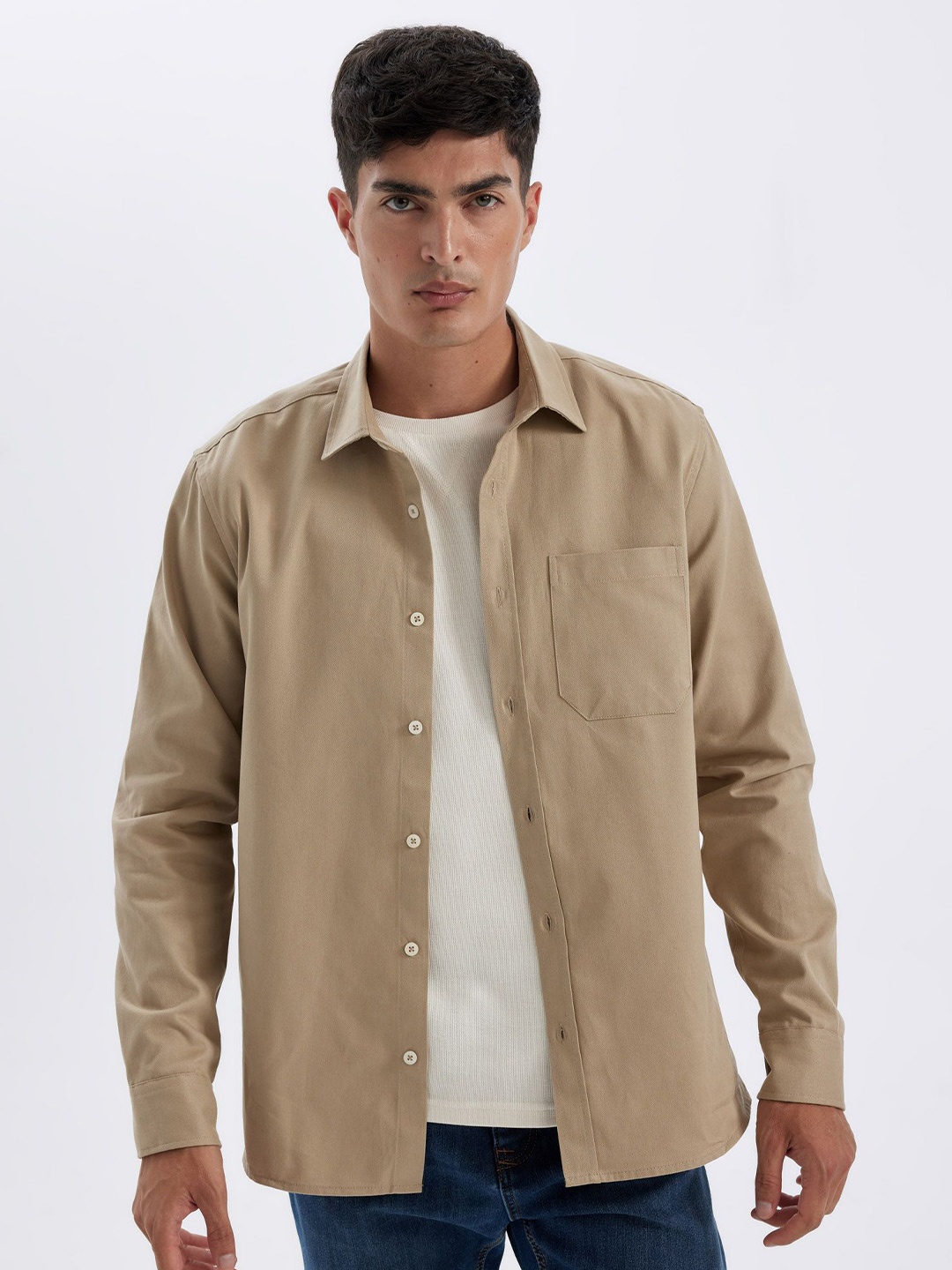 

DeFacto Men Opaque Casual Shirt, Na