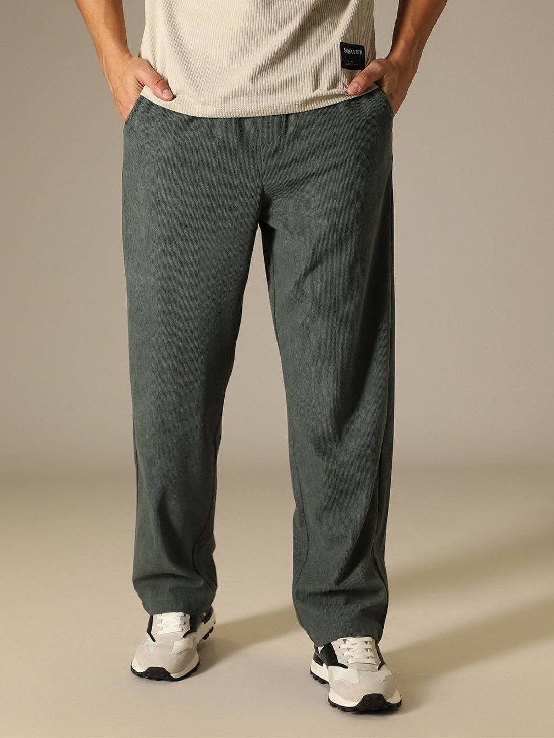 

Banana Club Men Thin Corduroy Pant, Green