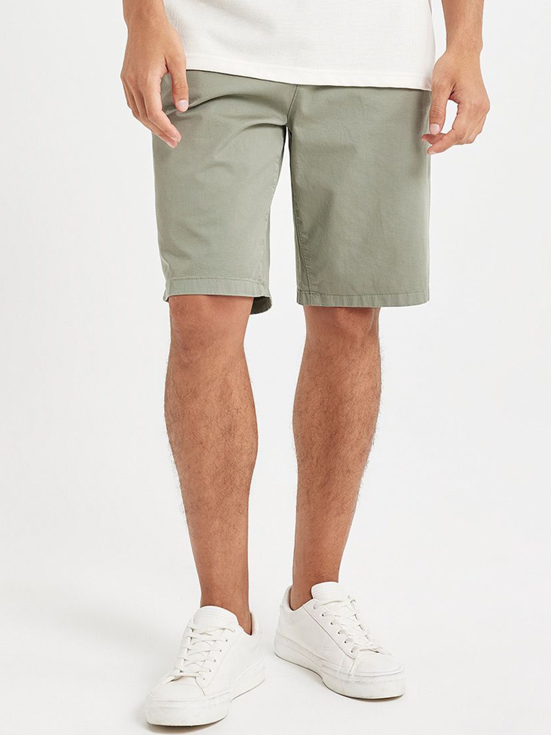 

DeFacto Men Mid-Rise Cargo Shorts, Green