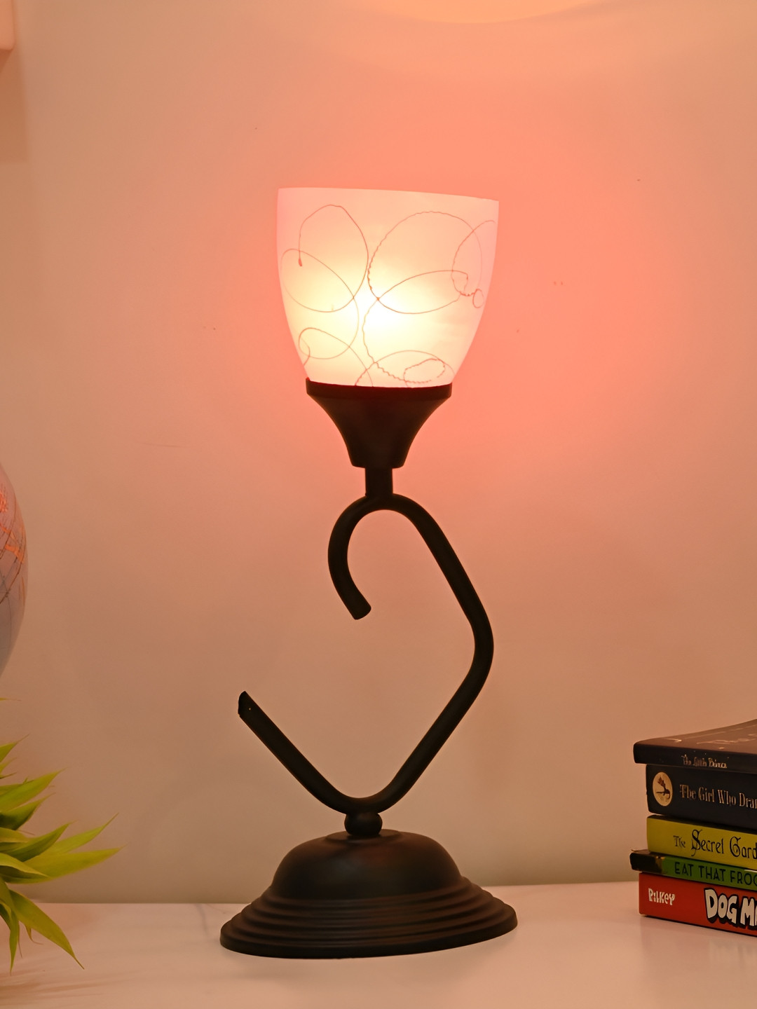 

Afast Pink & Black Printed Traditional Bell Shaped Glass Table Lamp With Adjustable Cord
