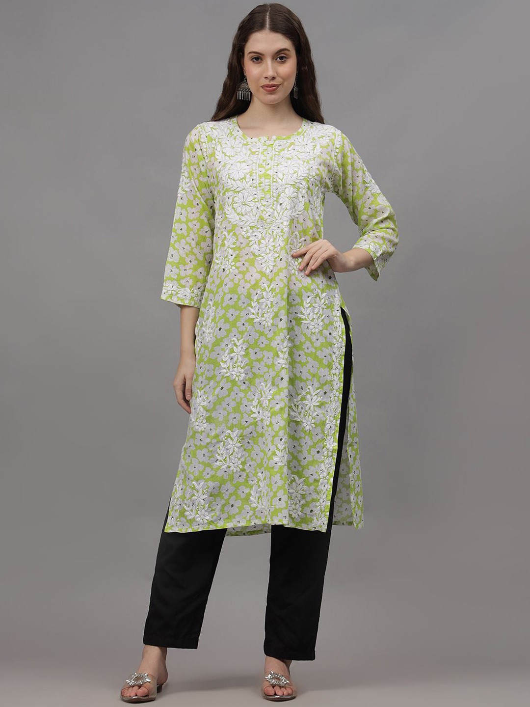 

Seva Chikan Floral Embroidered Lucknowi Chikankari Cotton Straight Kurta, Green