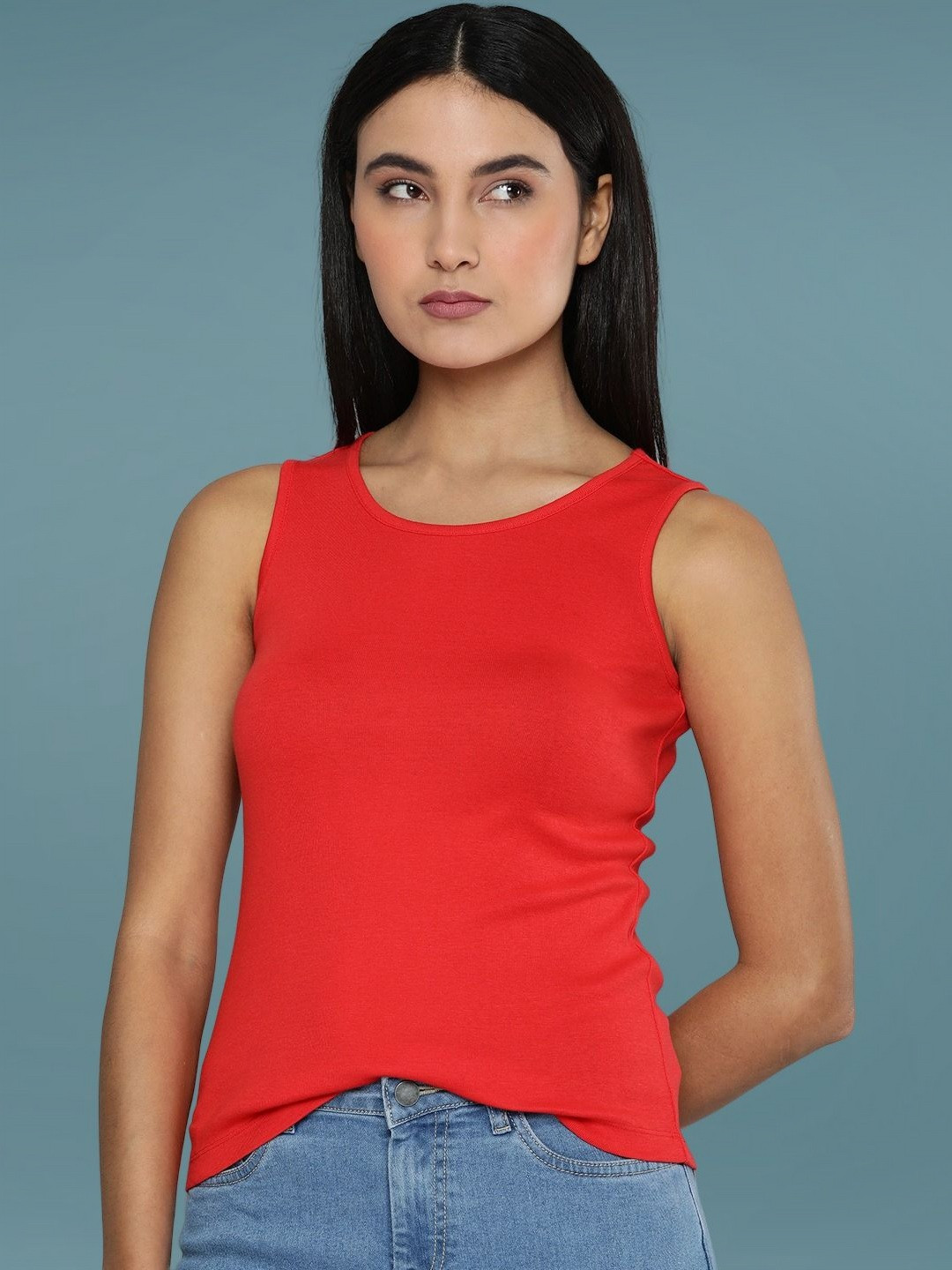 

DressBerry Women Slim Fit T-shirt, Red