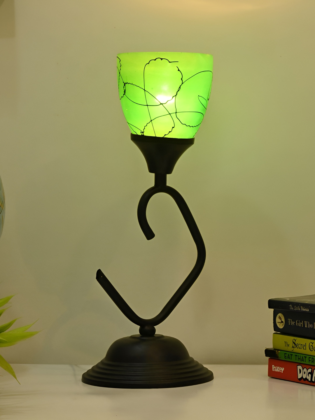 

Afast Green & Black Printed Bell Shaped Glass Table Lamp With Adjustable Cord