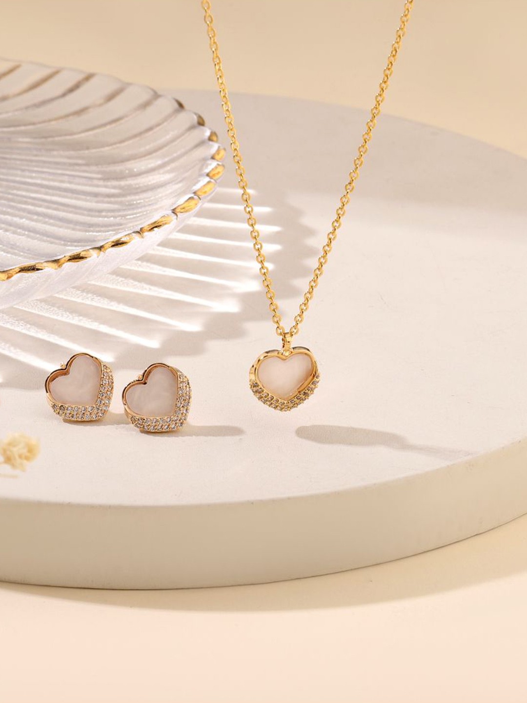 

SALTY Gold-Plated Stone-Studded Precious Love Necklace and Earrings