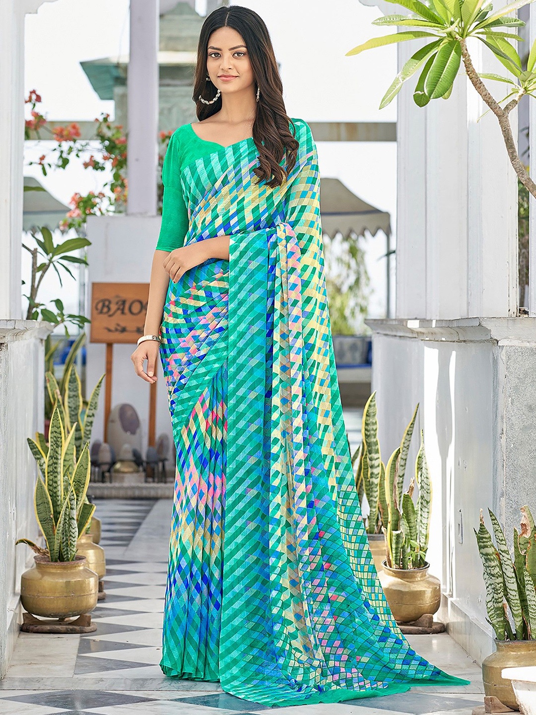 

KALINI Poly Chiffon Saree, Green