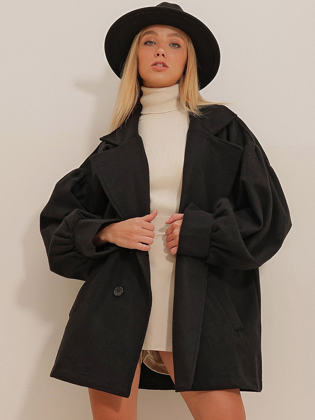 

Trend Alacati Single-Breasted Overcoat, Black