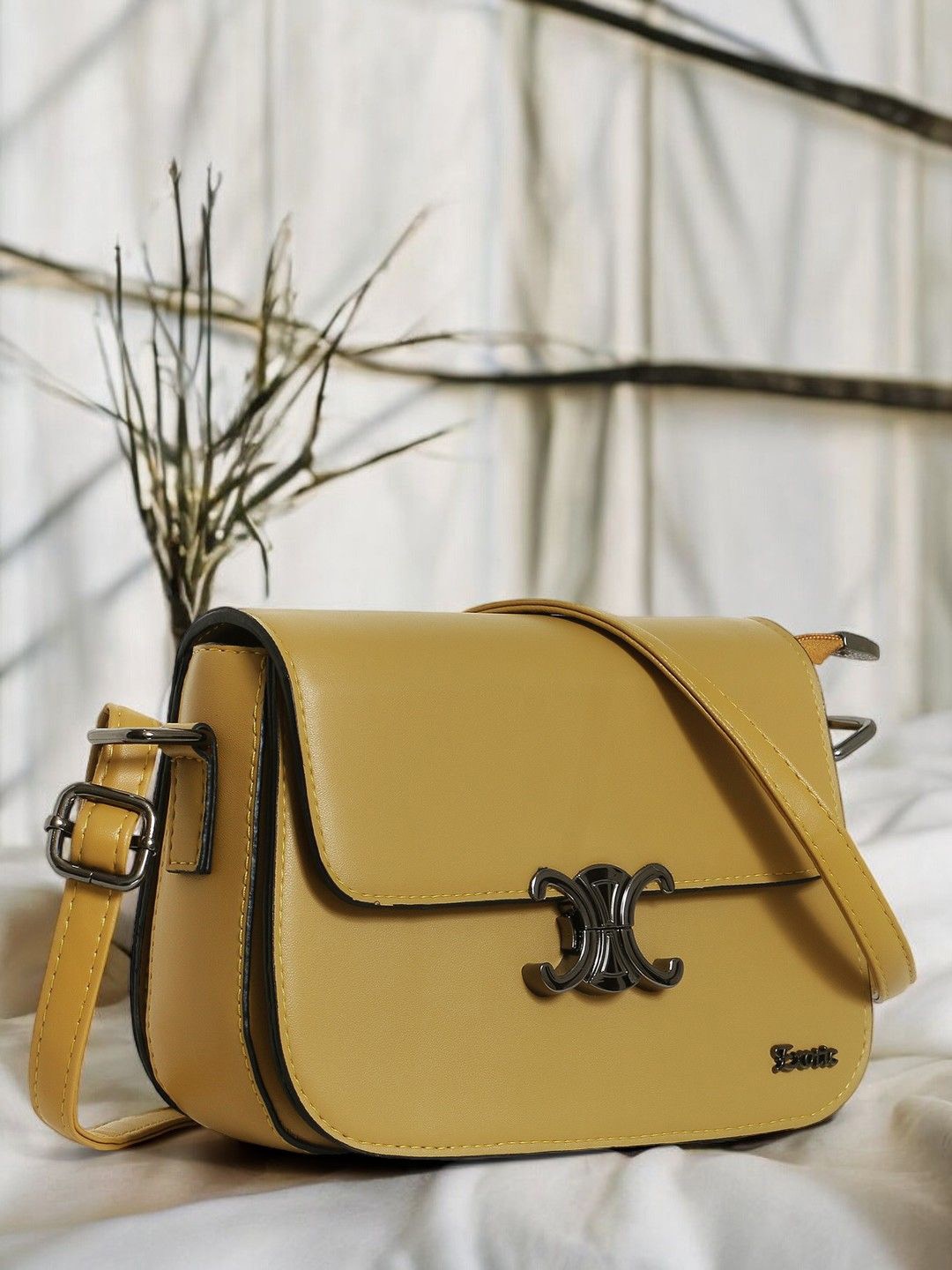 

Exotic PU Swagger Sling Bag, Yellow