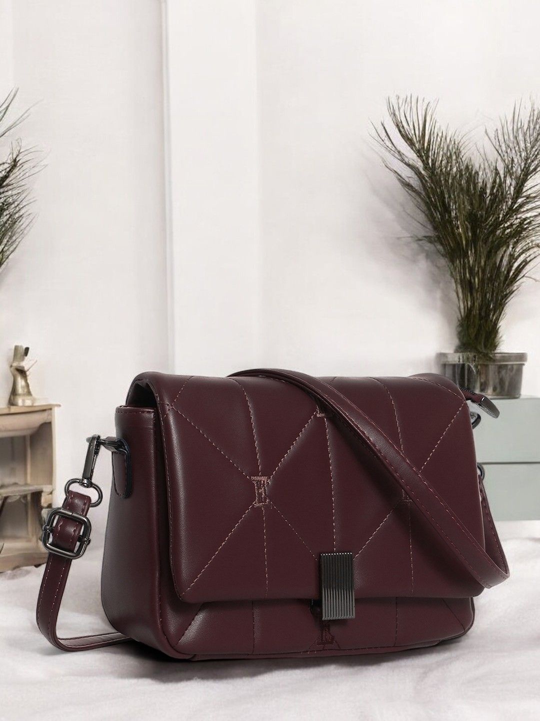 

Exotic PU Swagger Sling Bag, Brown