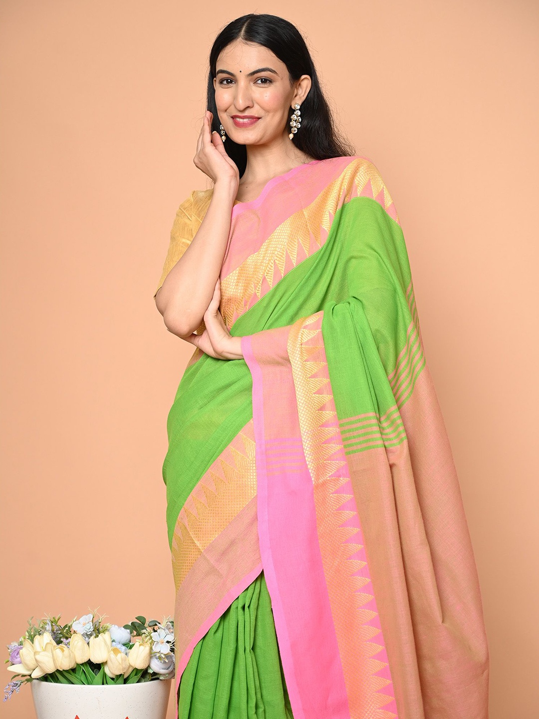 

BEATITUDE Zari Pure Cotton Saree, Green