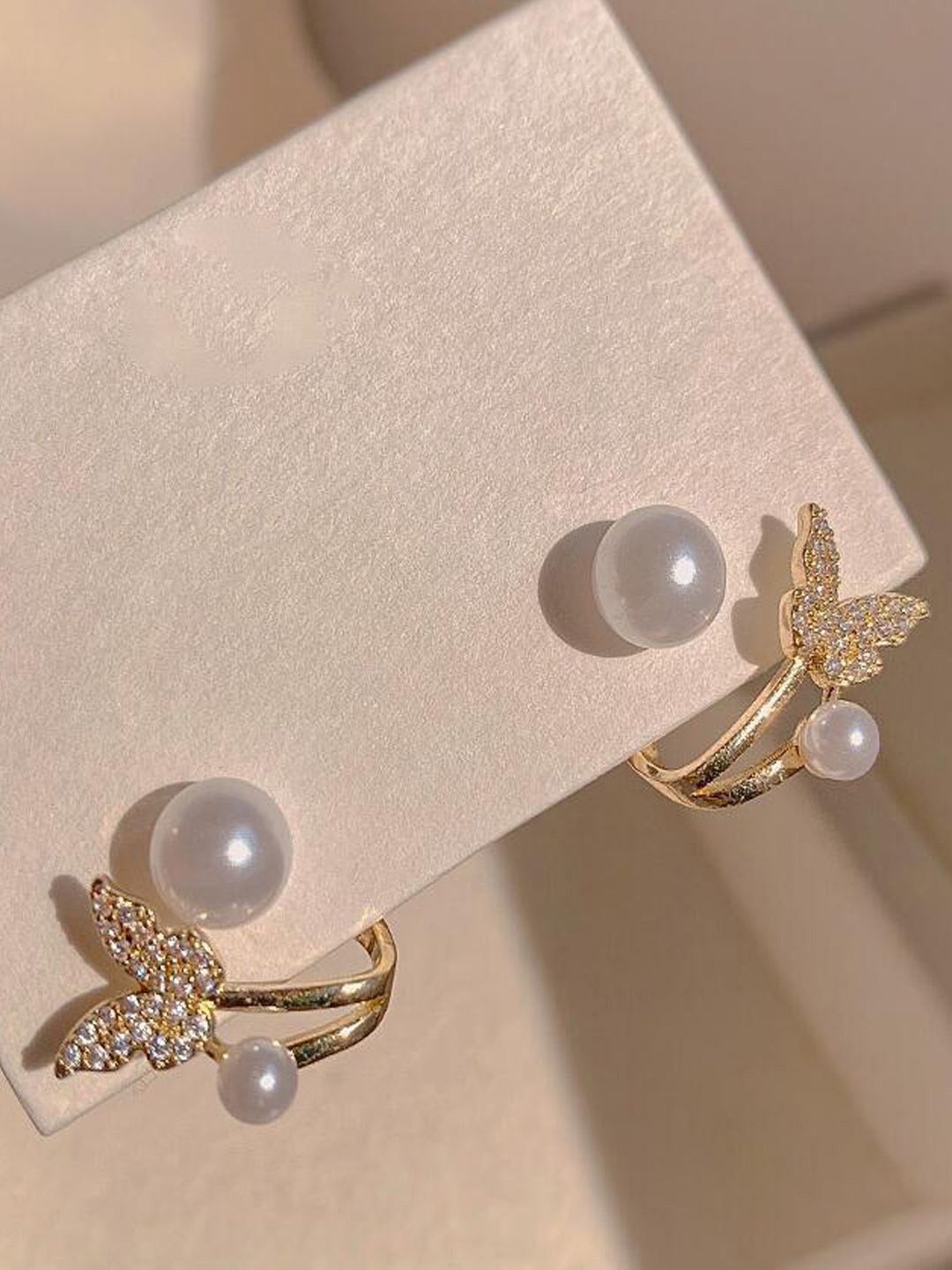 

KRENOZ Classic Mermaid Shaped Cubic Zirconia Cuff Earrings, Gold