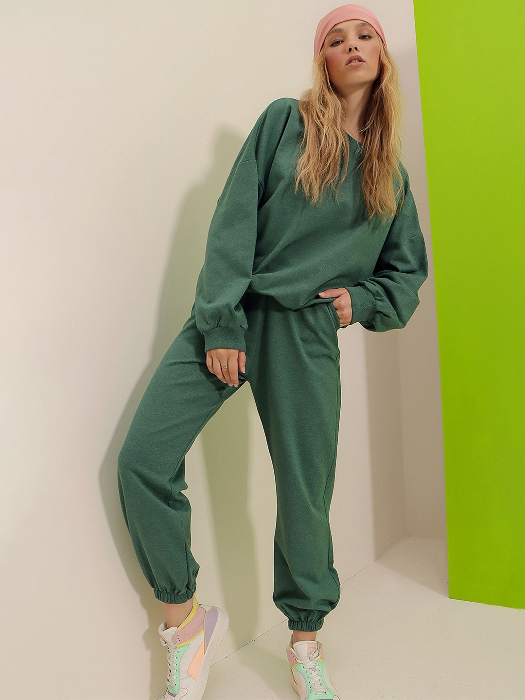 

Trend Alacati stili Sweatshirt & Joggers Tracksuits, Green