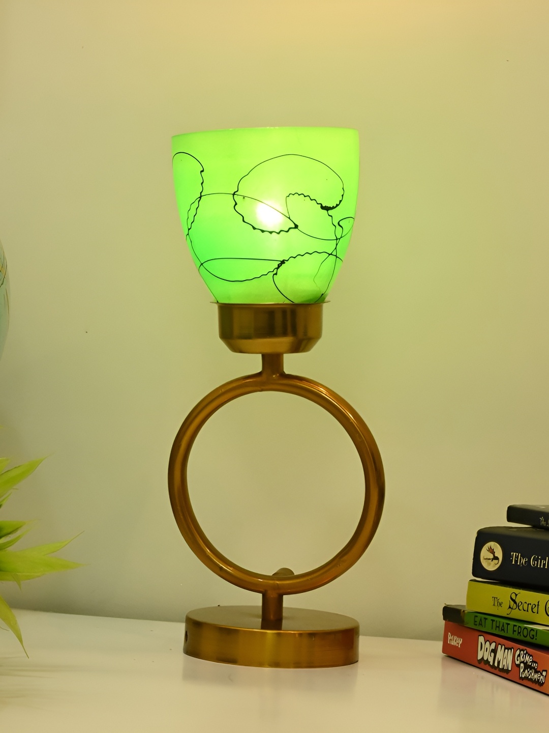 

Afast Green & Gold Toned Printed Bell Shaped Glass Table Lamp With Adjustable Cord