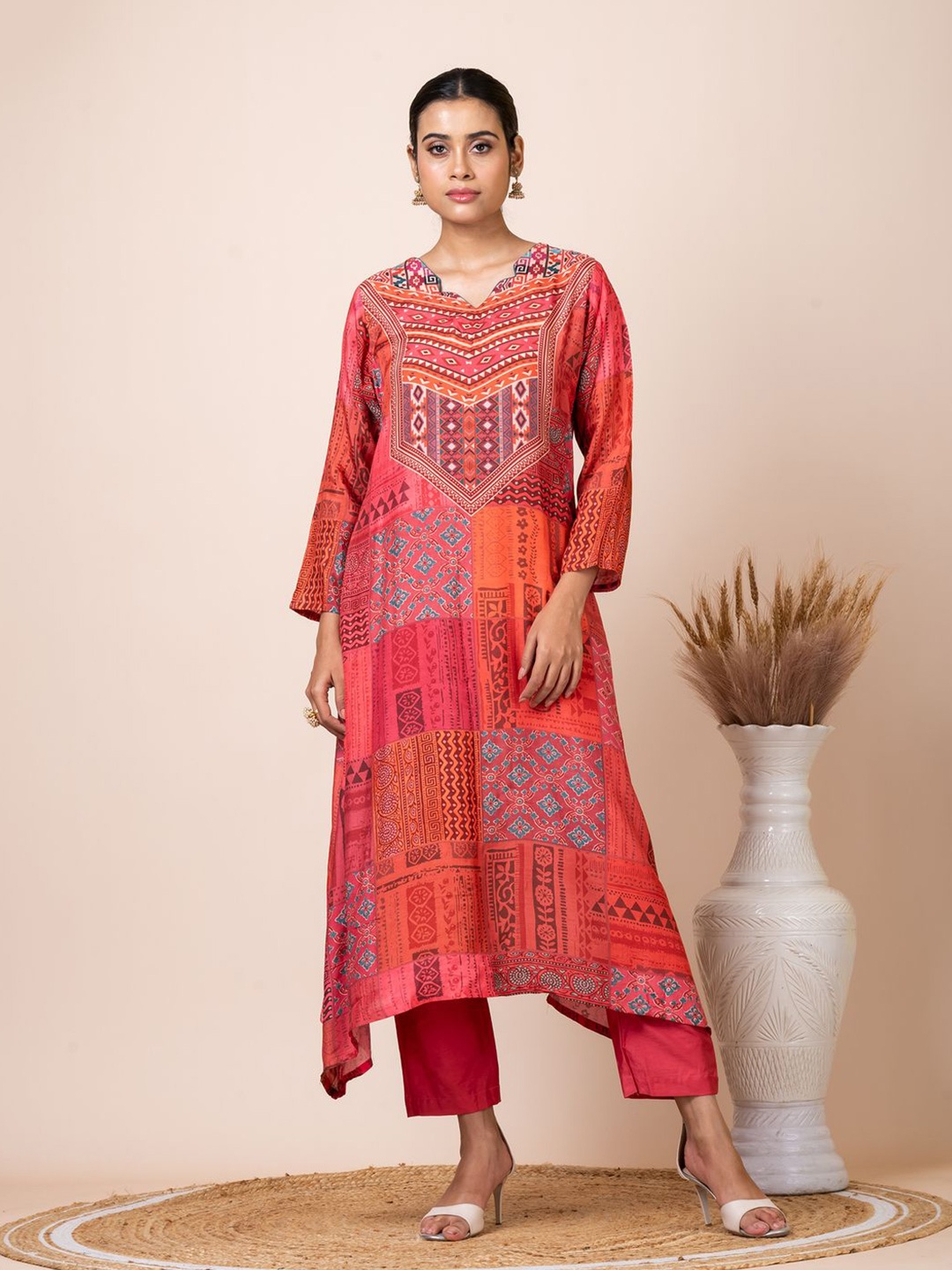 

SARSO V Neck Ethnic Motifs Printed A Line Kurta, Red
