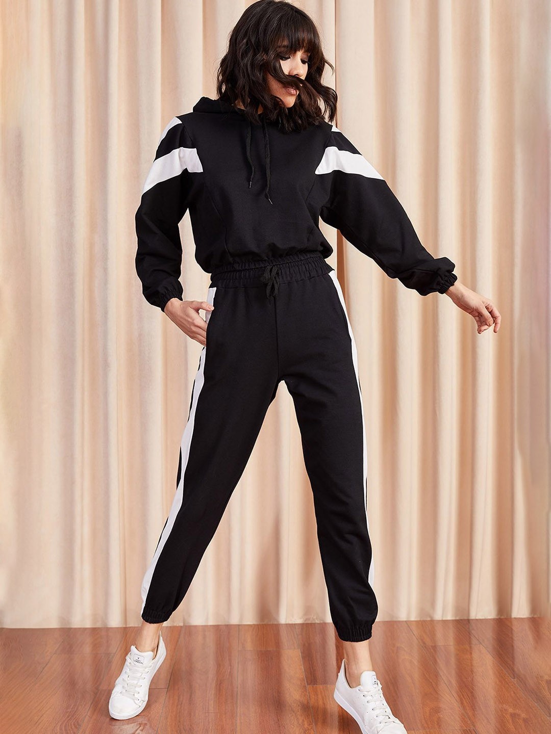 

Olalook Women Side Panel Detail Hooded Tracksuit, Black