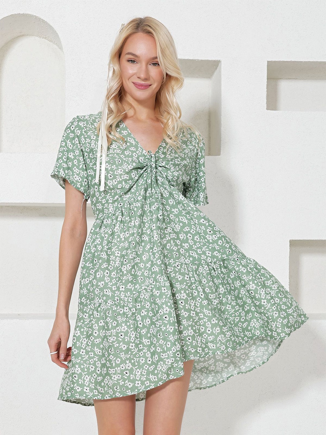 

Trend Alacati stili Floral Printed A-Line Mini Dress, Green