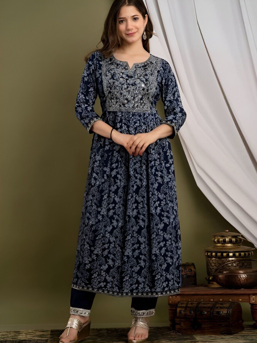 

Parth Fab Floral Embroidered Thread Work Anarkali Kurta With Trousers & Dupatta, Blue