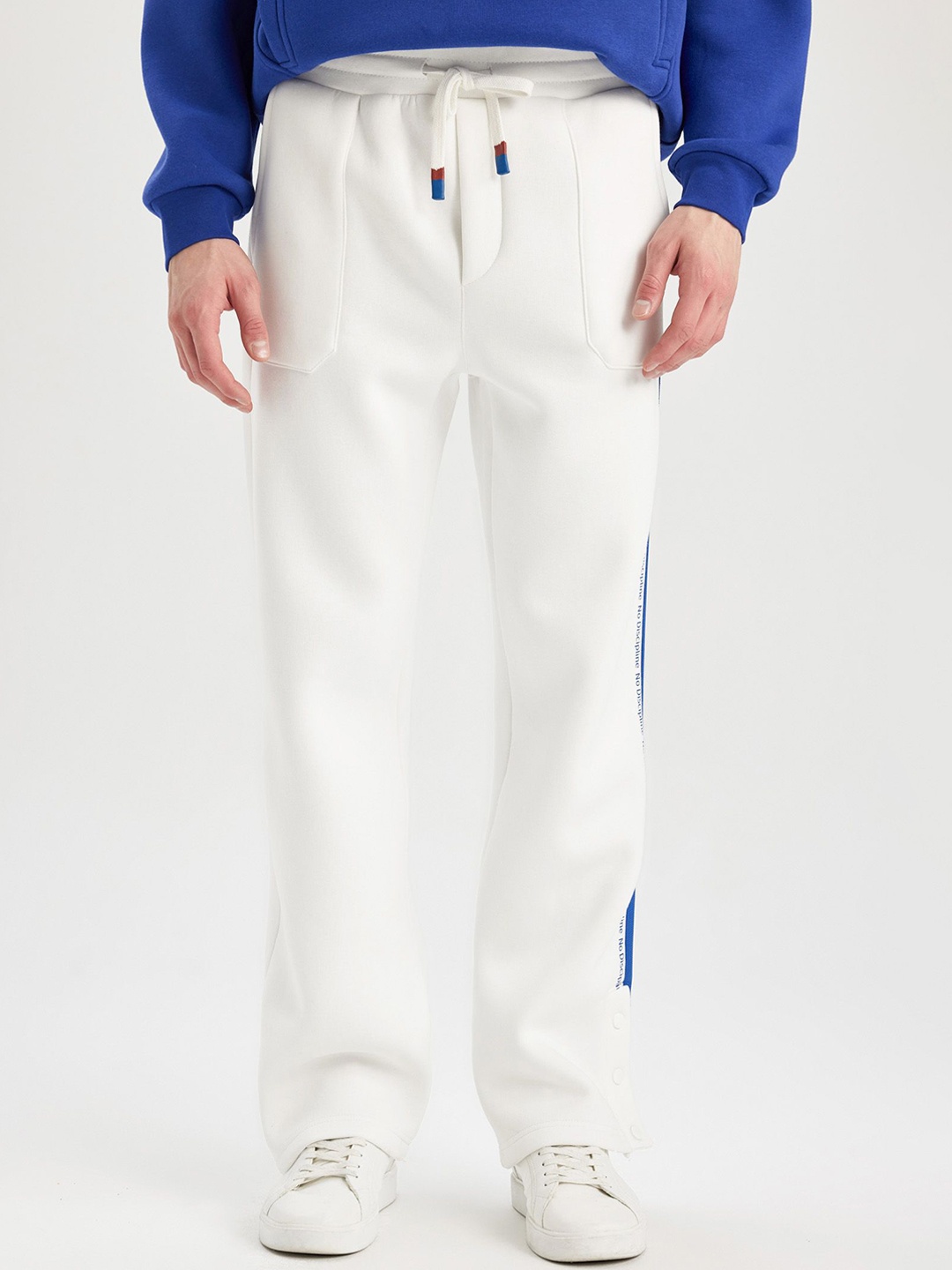 

DeFacto Men Mid-Rise Regular Trousers, White