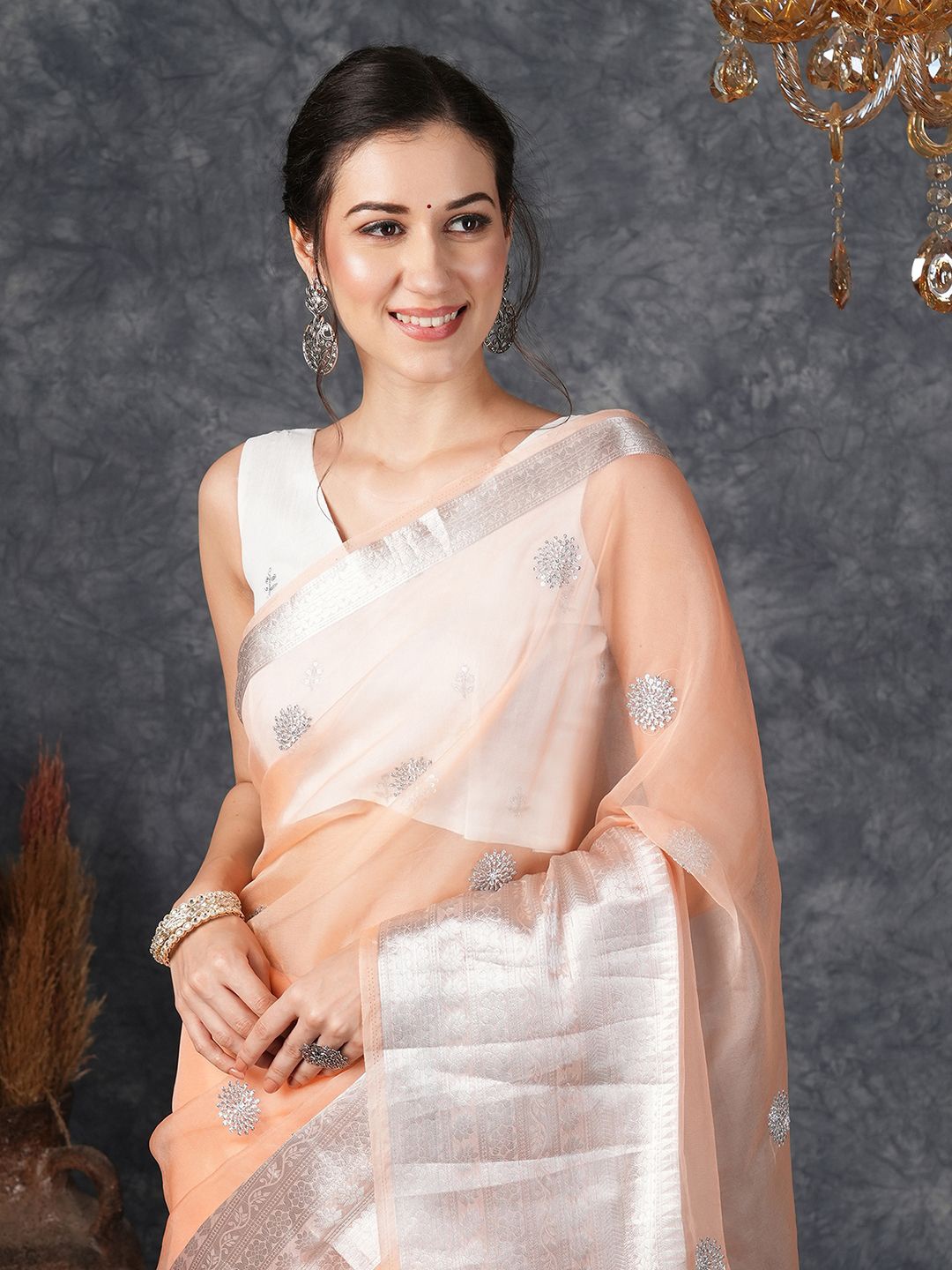 

Satrani Woven Design Zari Organza Banarasi Saree, Peach