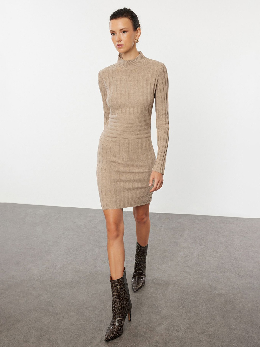 

Trendyol Striped Bodycon Dress, Camel brown