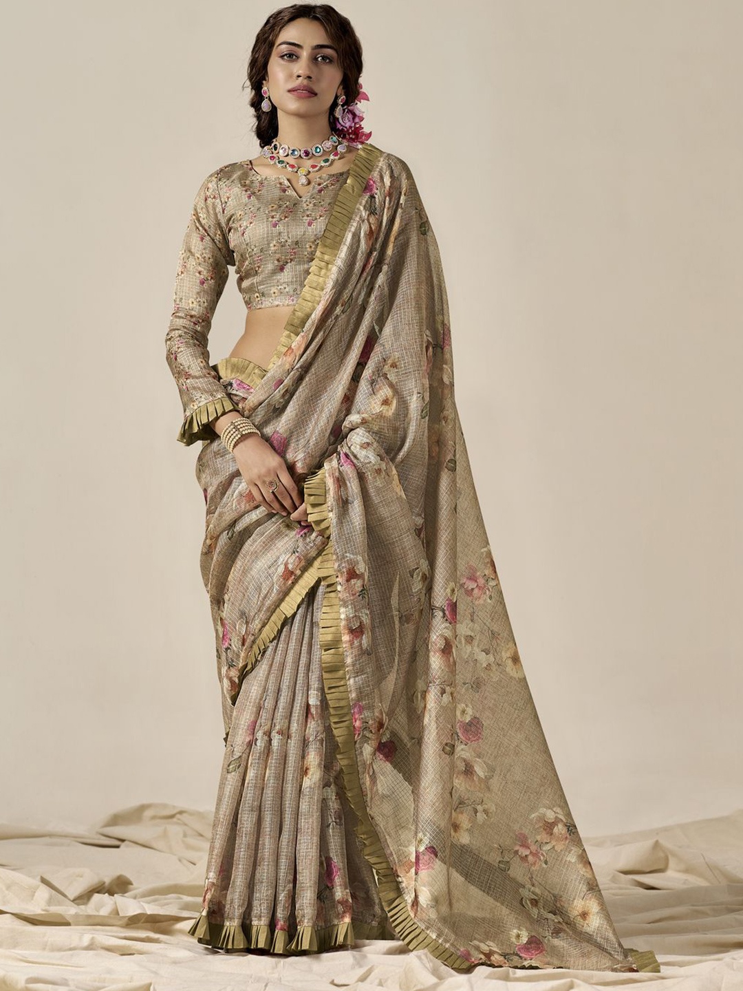 

CHUDIYA Ethnic Motif Embellished Saree, Beige