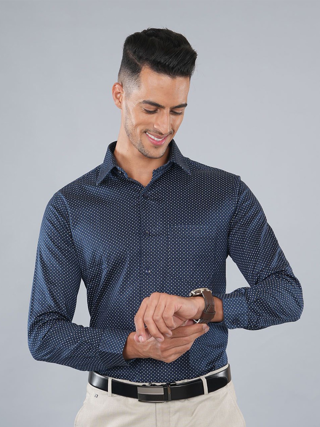 

Ostermann Men Opaque Printed Formal Shirt, Navy blue