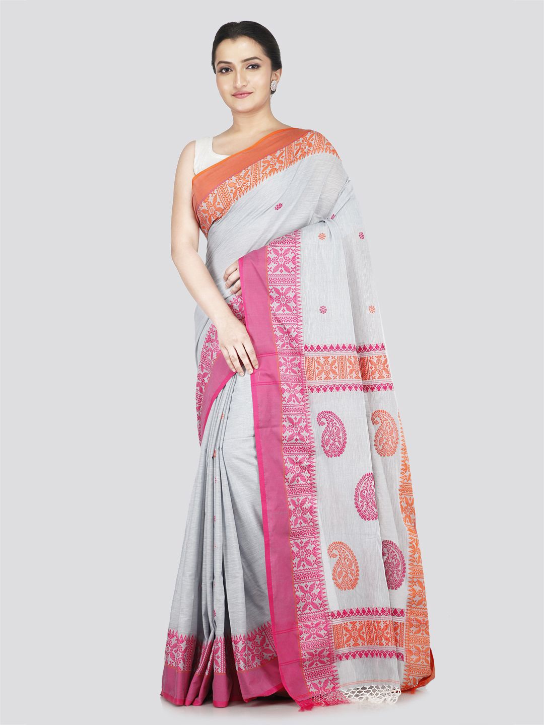 

PinkLoom Woven Design Pure Cotton Saree, Grey