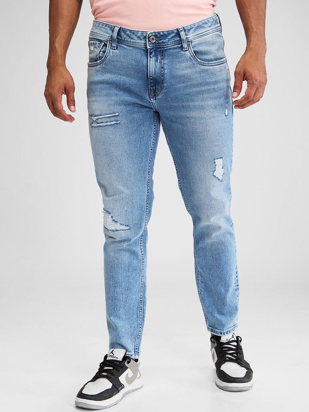 

SPYKAR Men Slim Fit Mildly Distressed Heavy Fade Stretchable Jeans, Blue