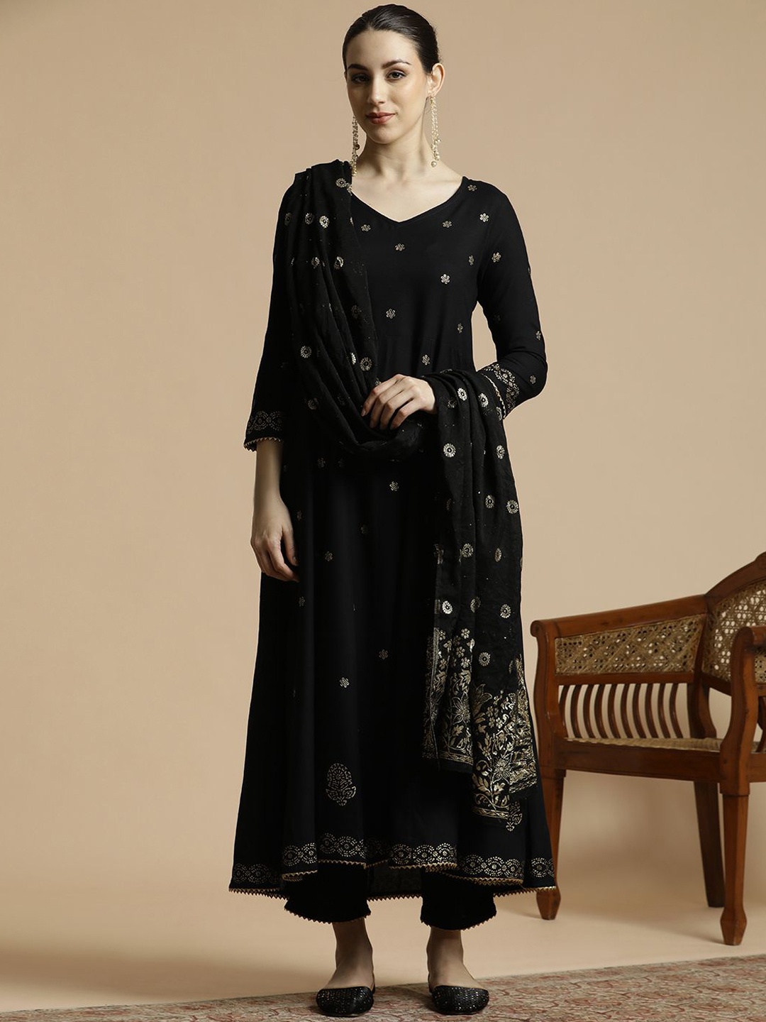

Anouk Floral Printed Empire Pure Cotton Anarkali Kurta With Trousers & Dupatta, Black