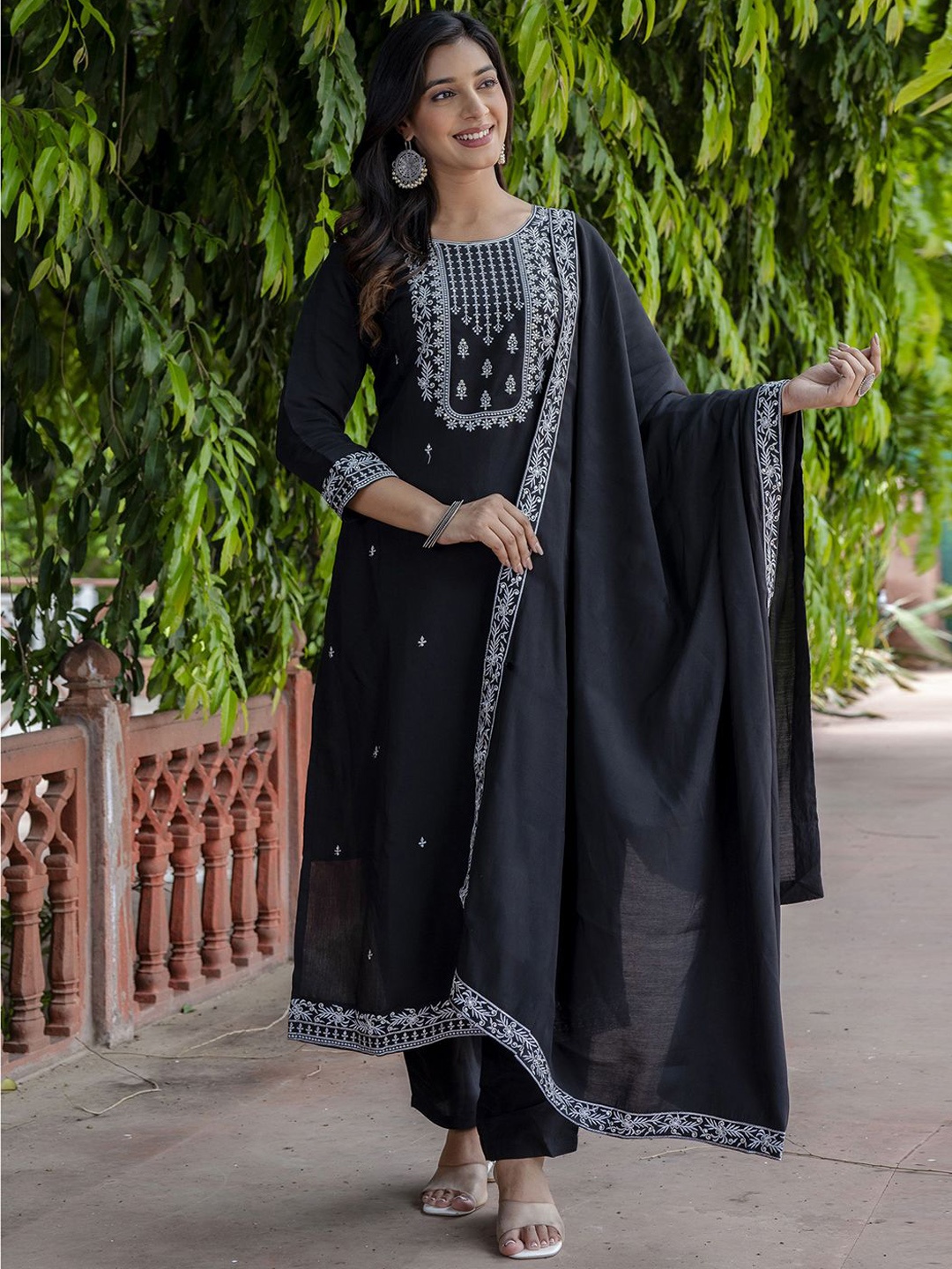 

VredeVogel Floral Embroidered Straight Sequinned Kurta with Trousers & With Dupatta, Black