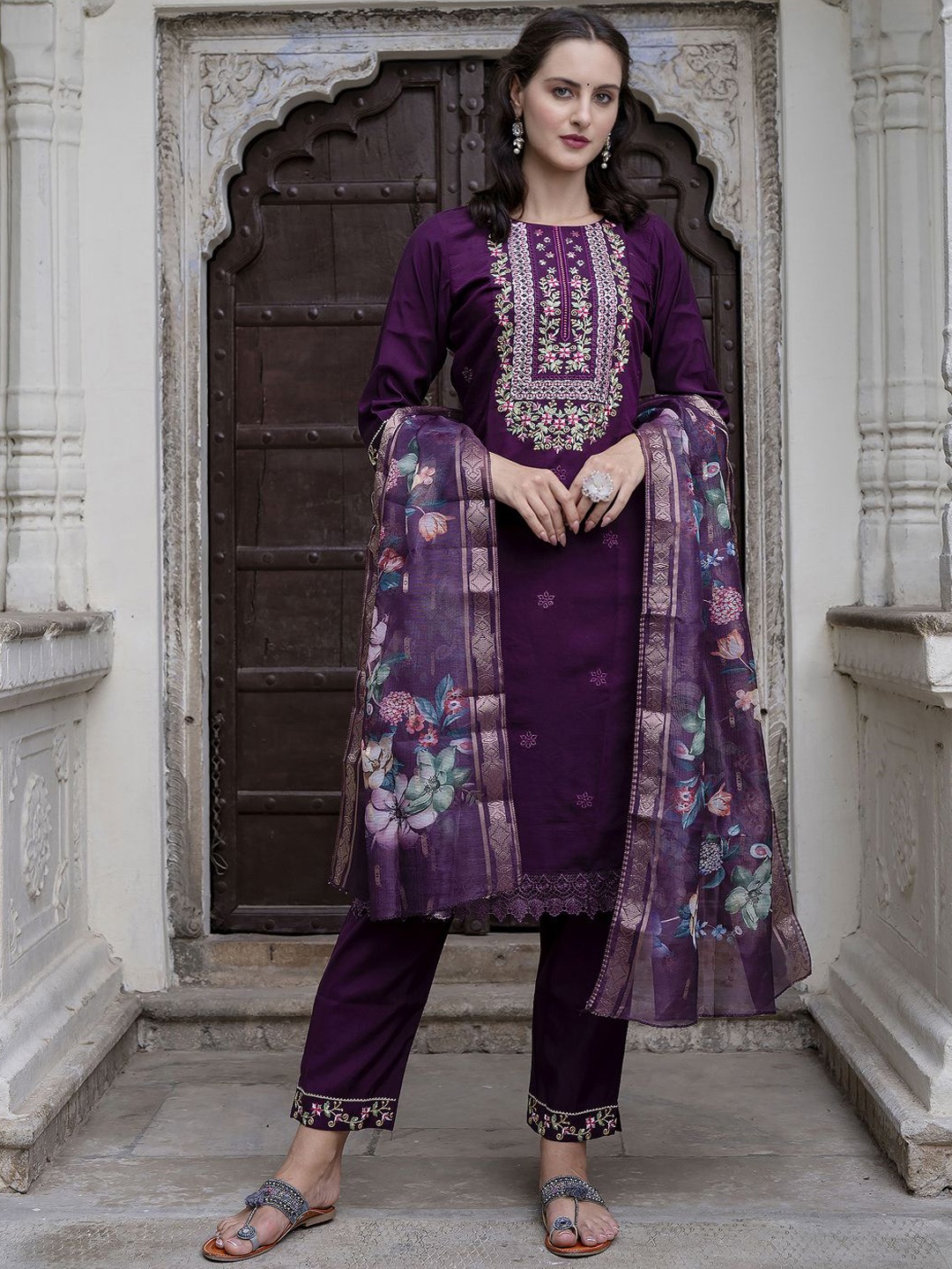 

VredeVogel Floral Embroidered Straight Thread Work Kurta with Trousers & With Dupatta, Purple