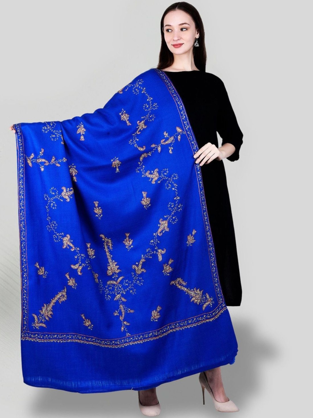 

SWI Stylish Pure Woollen Paisley Embroidered Shawl, Blue