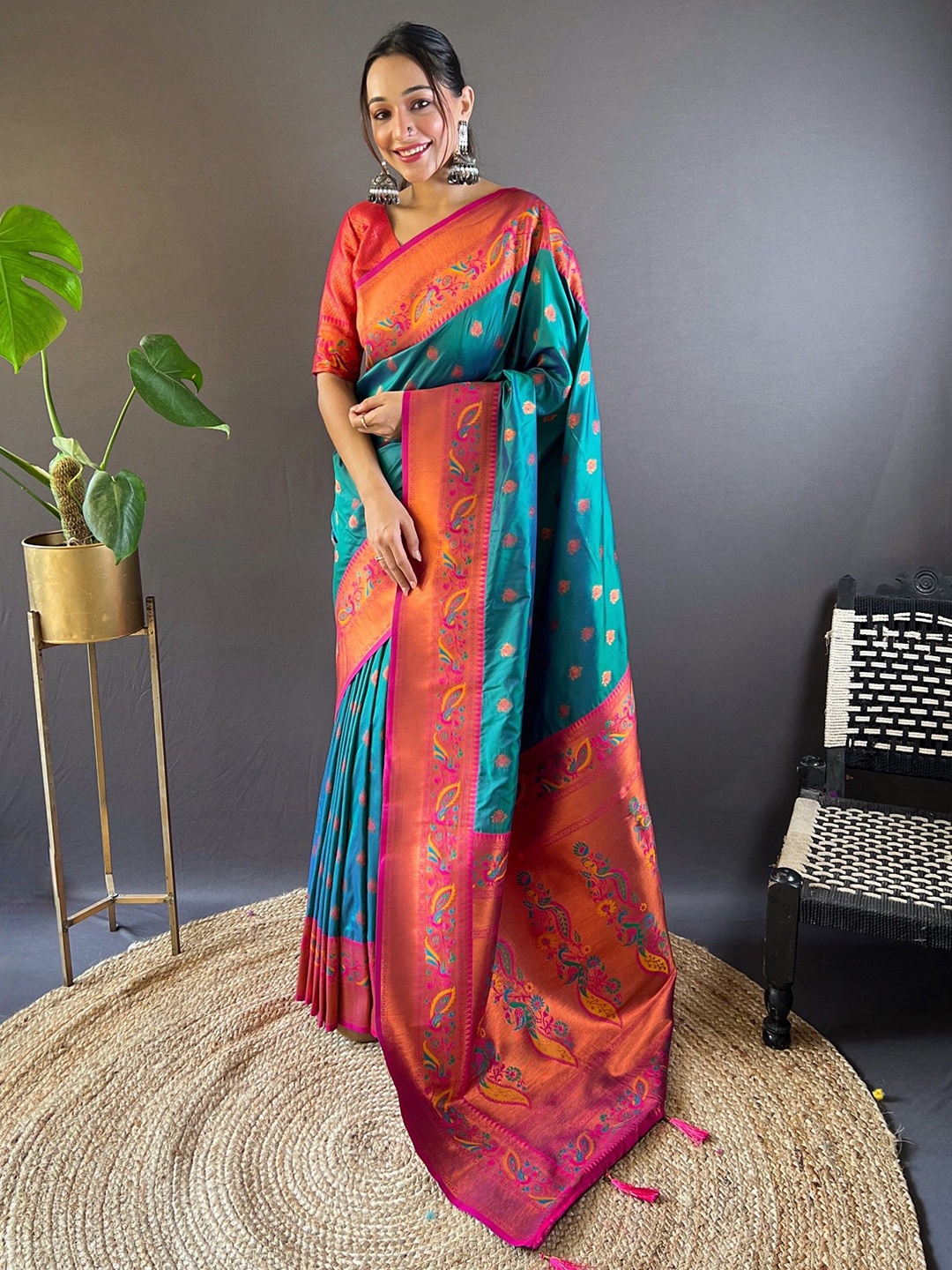 

LeeliPeeri Designer Ethnic Motifs Zari Paithani Saree, Teal