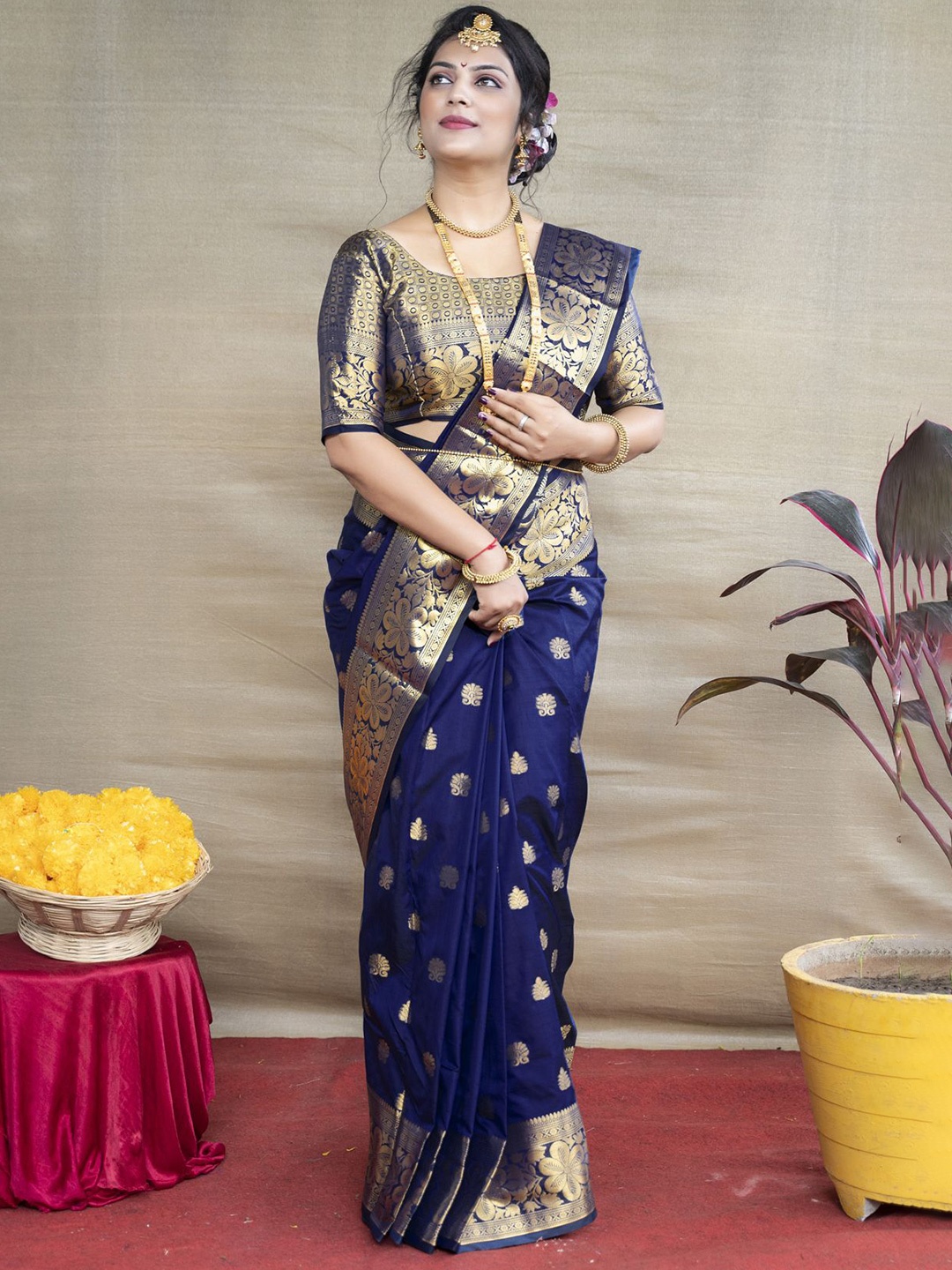 

LEAFFEB Woven Design Zari Pure Silk Banarasi Saree, Navy blue