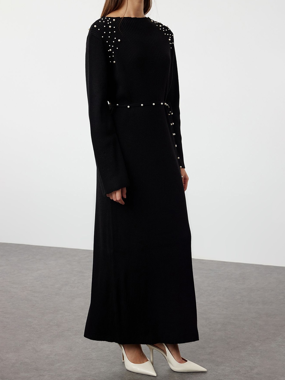 

Trendyol Maxi Round Neck Long Sleeves Dress, Black