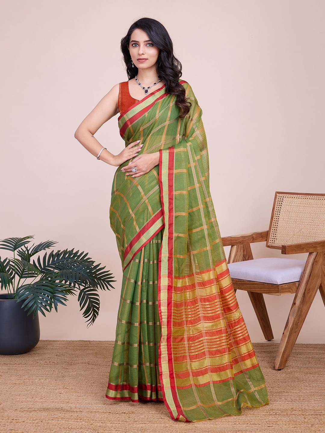 

Aldwych Woven Design Checked Chanderi Saree, Green