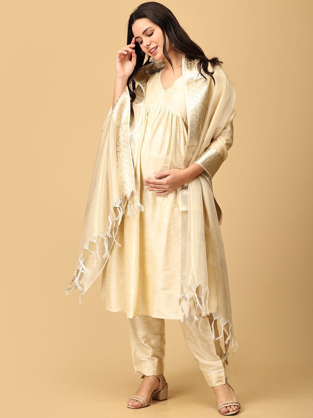 

The Mom Store V-Neck Raw Silk Zari Maternity Anarkali Kurta With Trousers & Dupatta, Beige