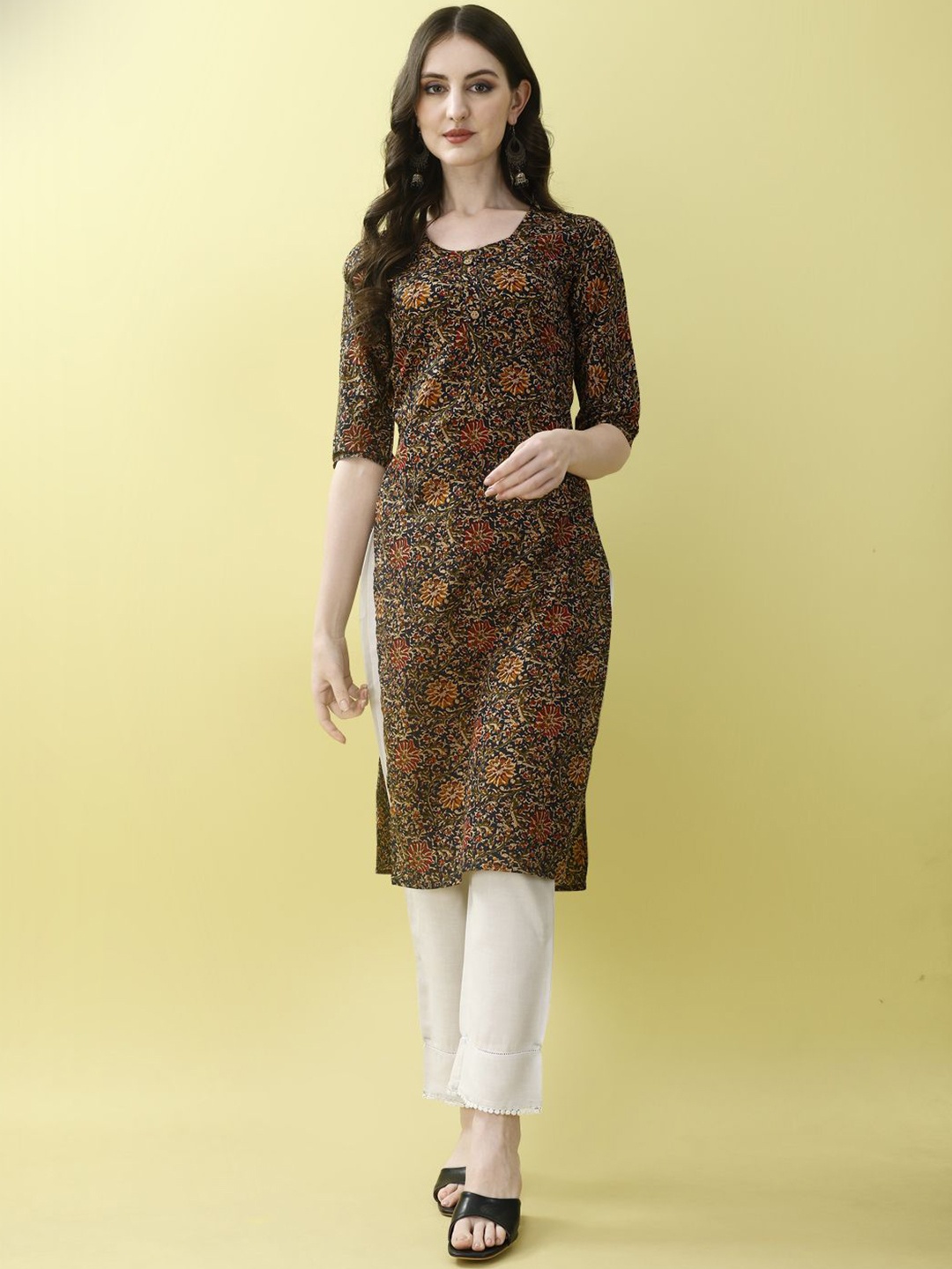 

KUNDAN FAB Floral Printed Round Neck Straight Kurta, Black