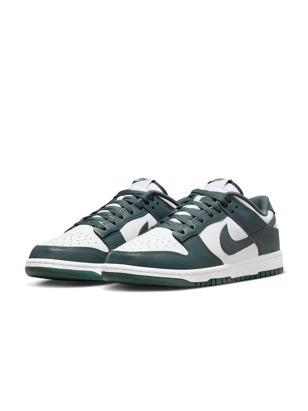 

Nike Dunk Low Retro Men's Shoes, White