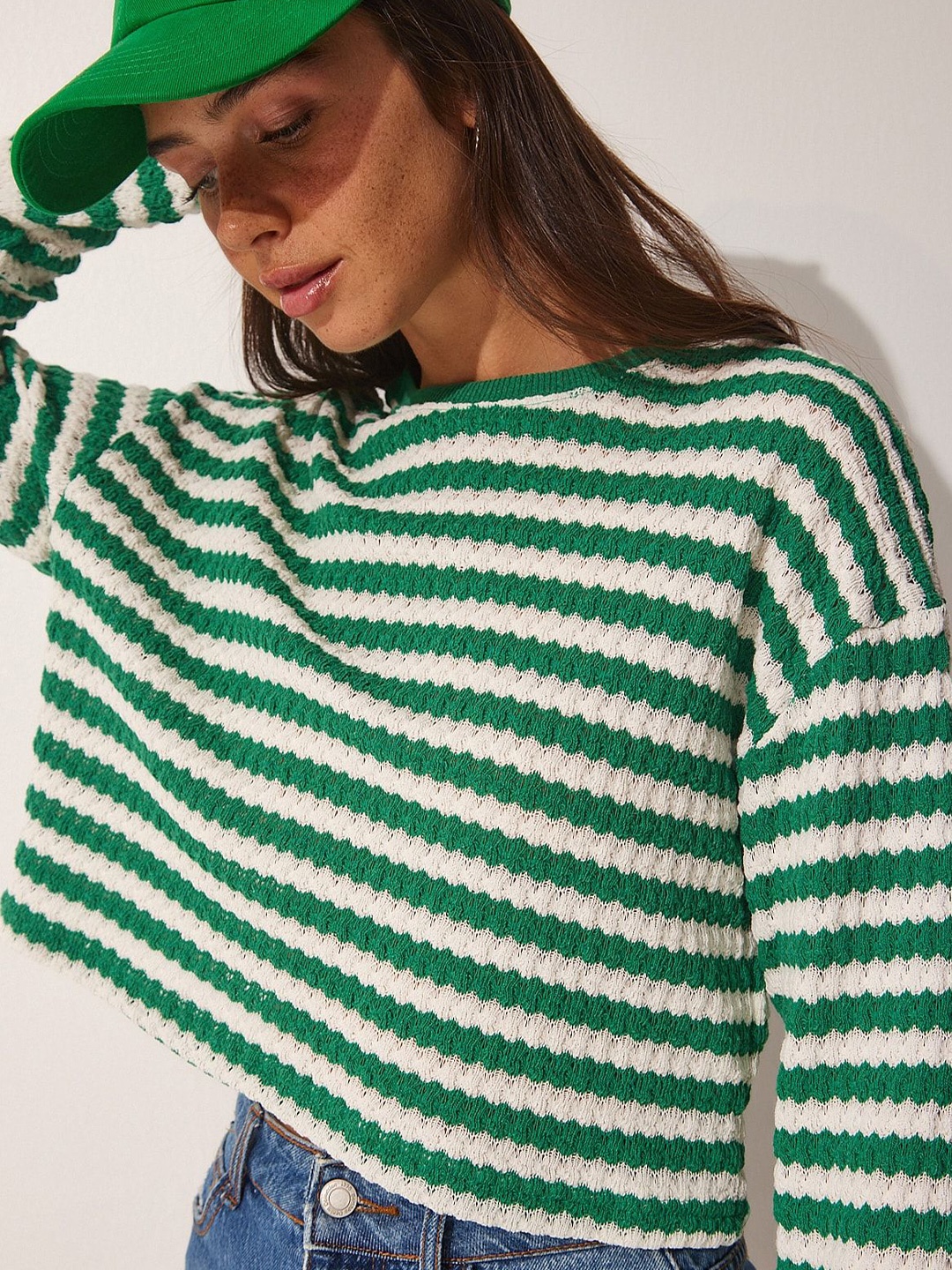 

Happiness istanbul Women Striped Crop Cardigan, Green
