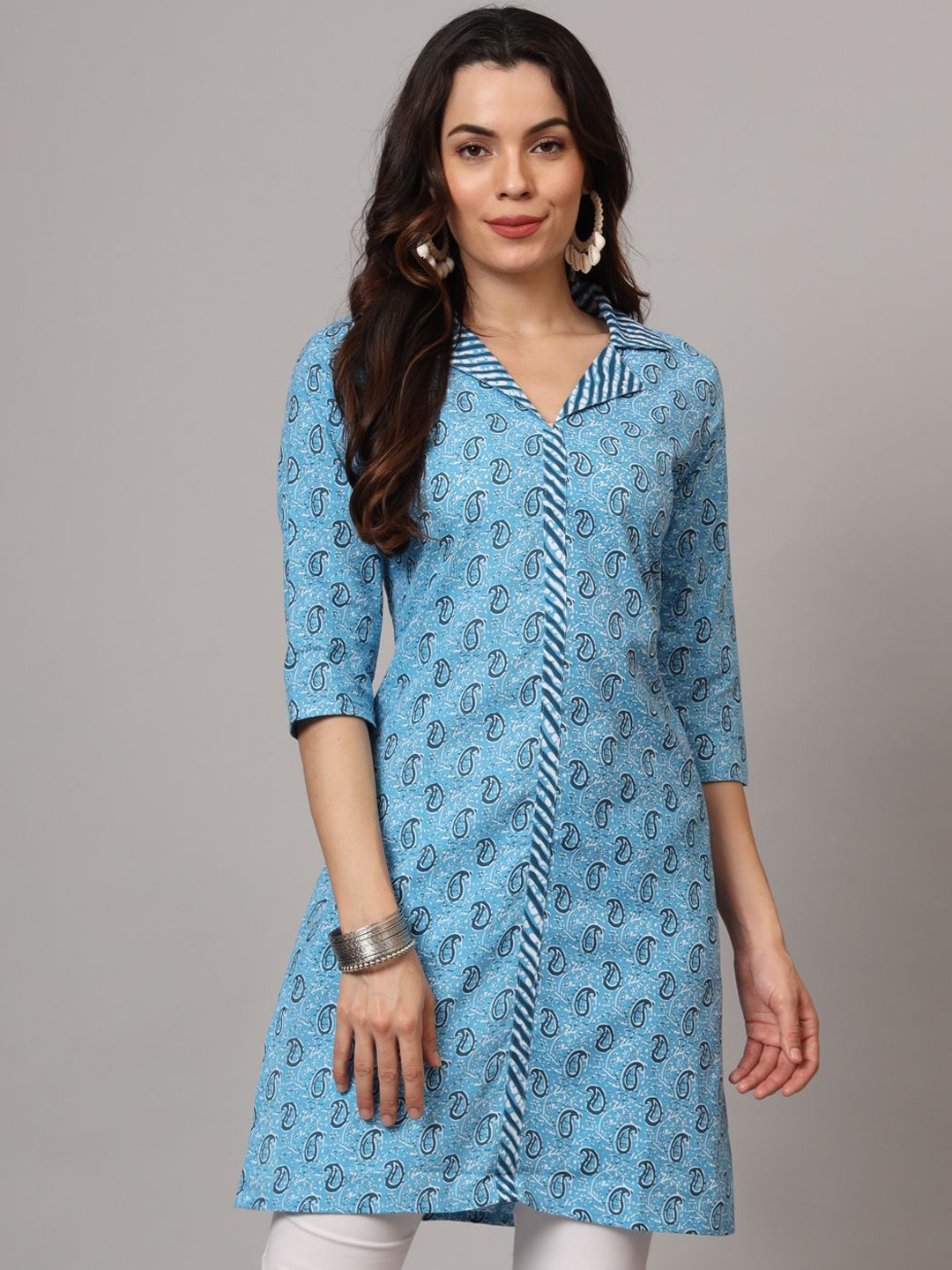 

Anouk Rustic Paisley Printed Lapel Collar Pure Cotton Straight Kurta, Blue