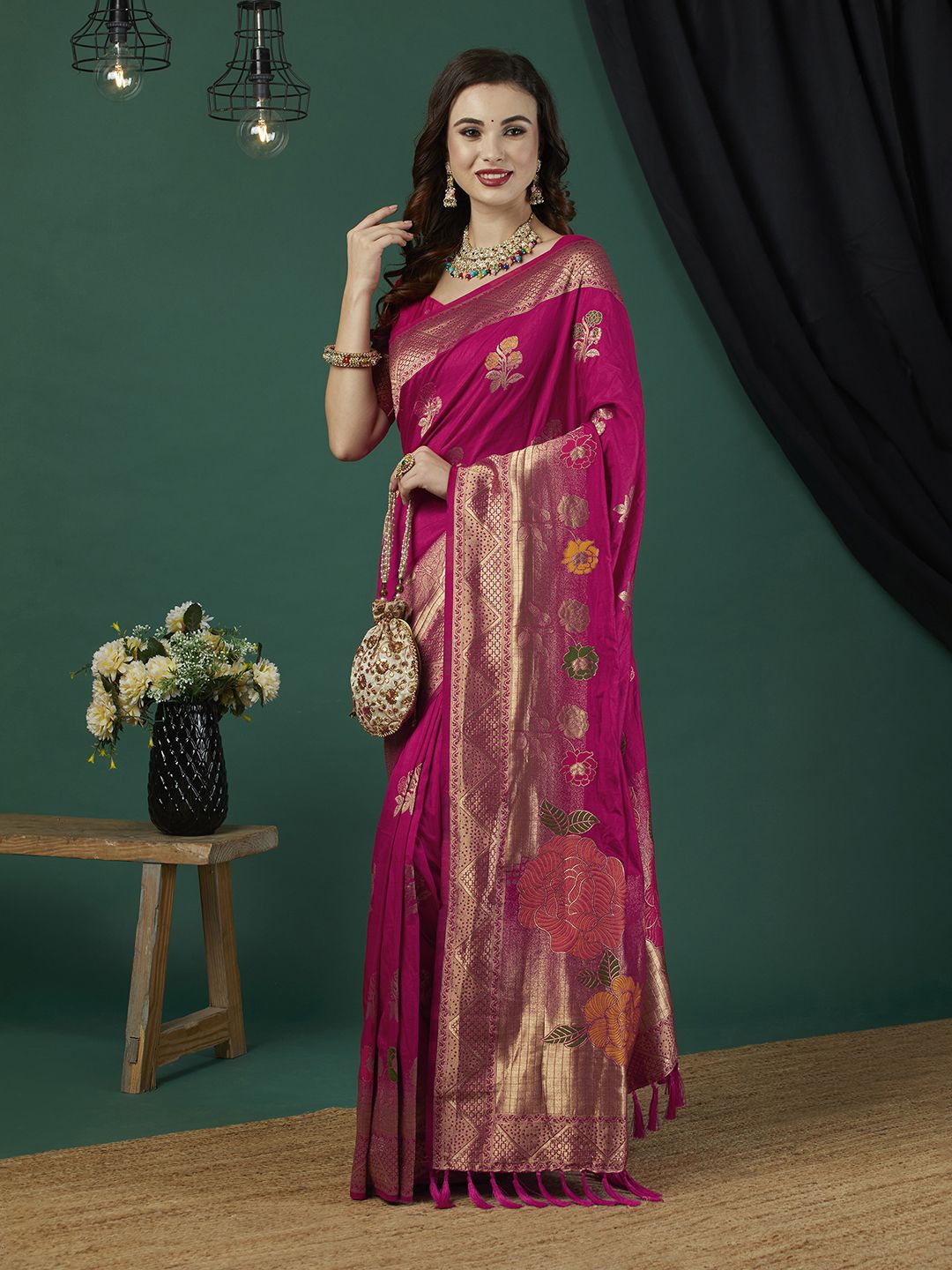 

KAYOMMI Pure Dola Banarasi Silk Saree, Pink