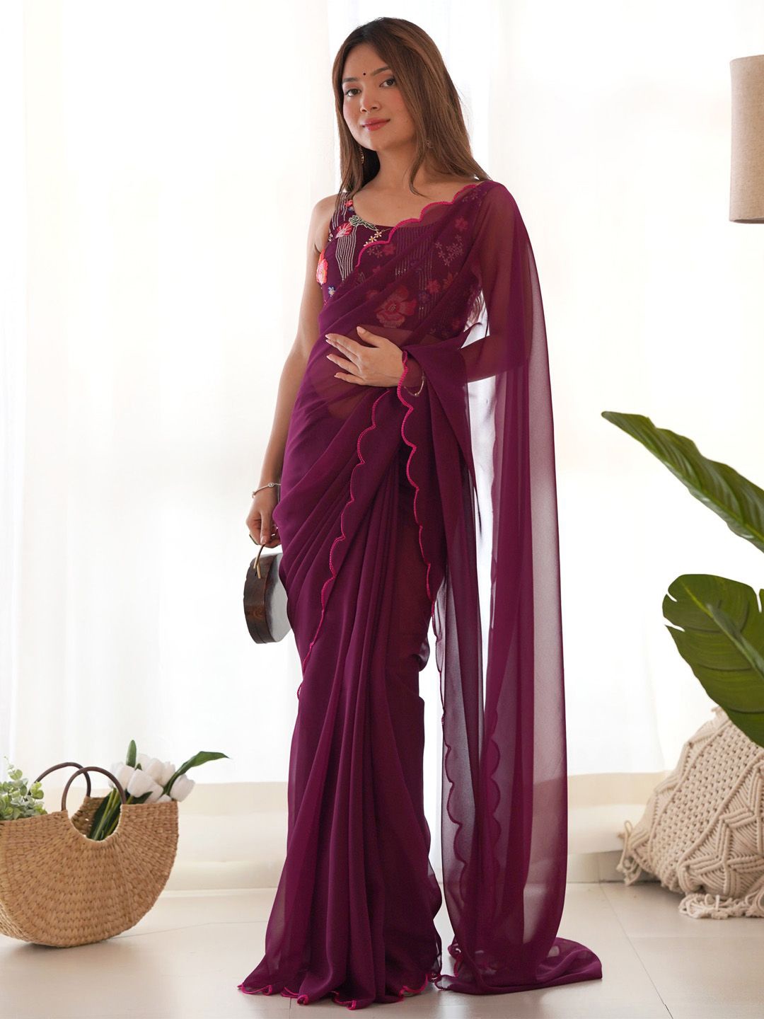 

Saree mall Embroidered Poly Georgette Sarees, Magenta