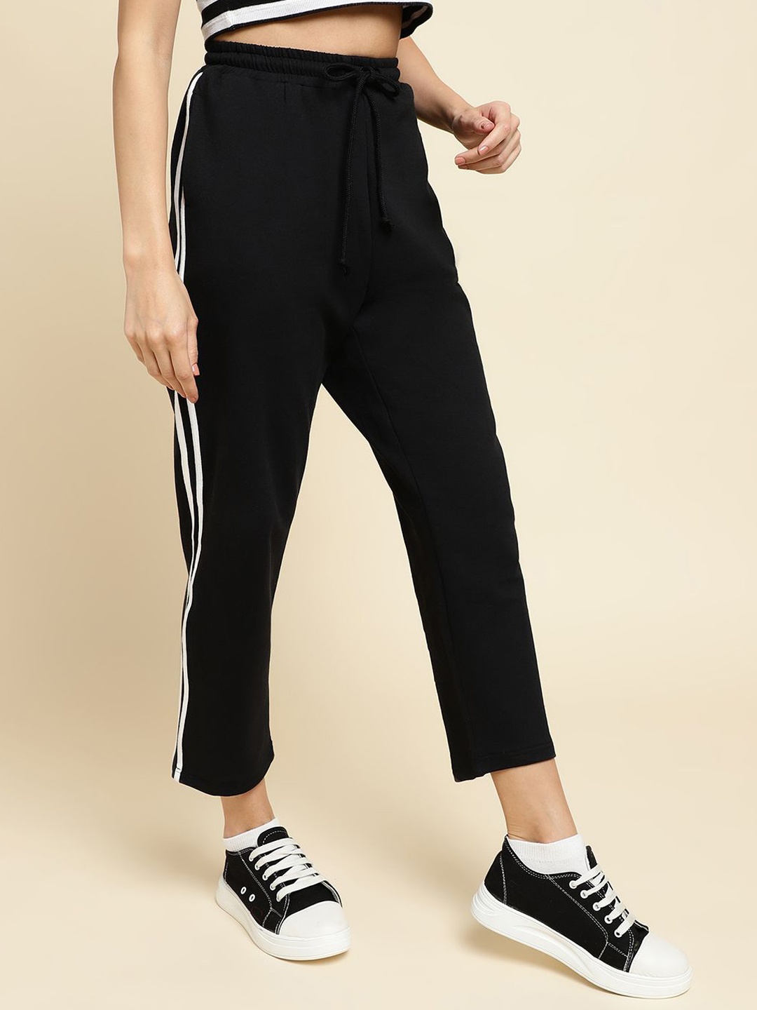 

UnaOne Women Relaxed Fit Cotton Mid Rise Track Pants, Black